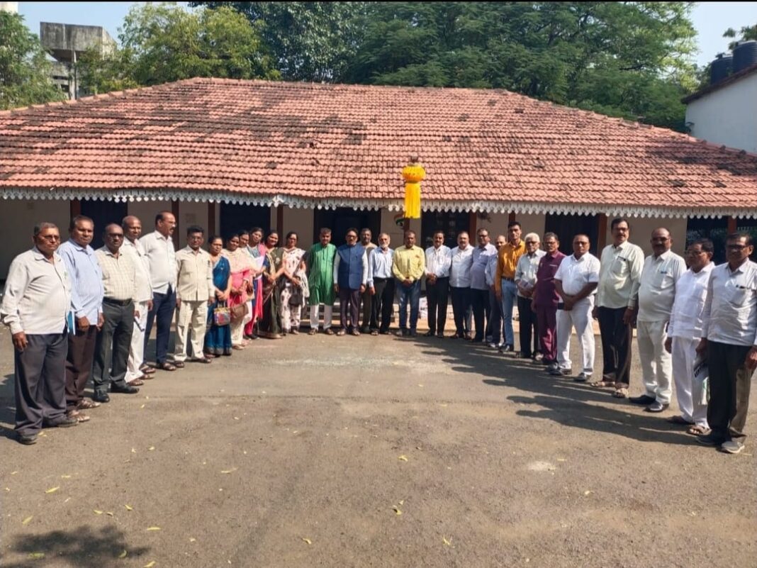 जळगावला होणारे संविधान सन्मान संमेलन राज्याला दिशादर्शक मुकुंद भाऊ सपकाळे जळगावला होणारे संविधान सन्मान संमेलन राज्याला दिशादर्शक मुकुंद भाऊ सपकाळे