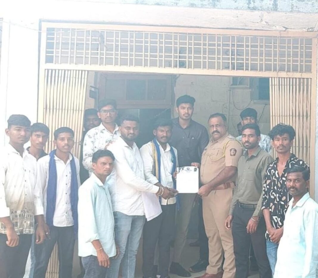 डोंगराळेतील तीन वर्षीय चिमुरडीवरील अत्याचारप्रकरणी ऑल इंडिया पँथर सेना तर्फे निवेदन img 20251126 wa0002