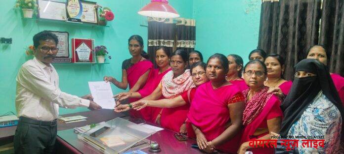 मुक्ताईनगर तालुक्यातील आशा वर्करांचा आवाज बुलंद