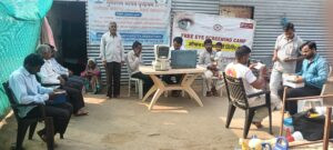 महापरीनिर्वाण दिनानिमित्त वृद्धाश्रमात दिली मोफत आरोग्य सेवा निराधार वृद्धांच्या सेवेतुन महामानवास अभिवादन डॉ वैशाली जाधव