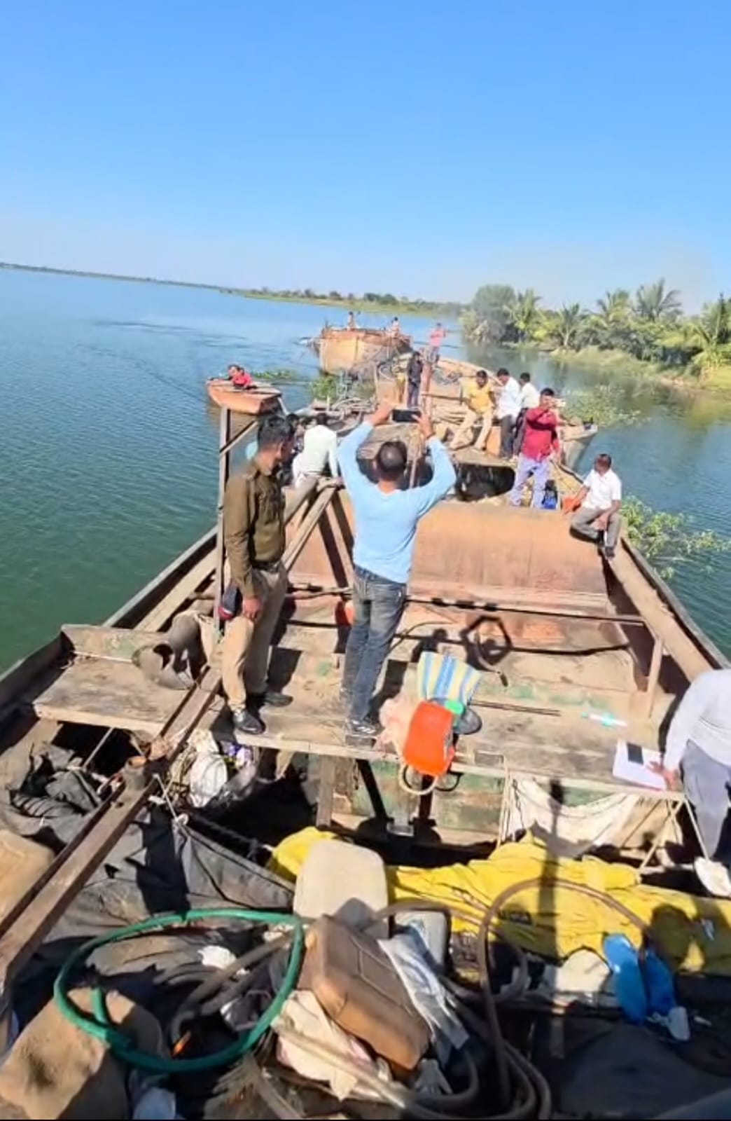 देऊळगांव राजा परिसरात अवैध रेती तस्करांवर पोलिसांची मोठी कारवाई; 88.40 लाखांचा मुद्देमाल जप्त