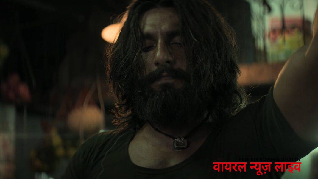 Dhurandhar OTT Deal: ‘धुरंधर’ ने बॉक्स ऑफिस पर उड़ाए परखच्चे, अब ओटीटी डील में कूटा पैसा | Dhurandhar OTT Deal Box Office Collection OTT Platform Rights Price Latest News in Hindi Dhurandhar OTT Deal: ‘धुरंधर’ ने बॉक्स ऑफिस पर उड़ाए परखच्चे, अब ओटीटी डील में कूटा पैसा | Dhurandhar OTT Deal Box Office Collection OTT Platform Rights Price Latest News in Hindi