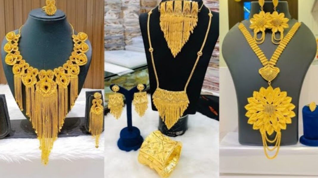 Gold Rate: रेपो रेट का असर! सोना हुआ सस्ता तो चांदी में बंपर उछाल, खरीदारी से पहले जानें आपके शहर का ताजा भाव | Gold Price Today In India Falls On 6 Dec Silver Rates Raise Today Check 18K 22K 24K Yellow Metal Price In Hindi Gold Rate: रेपो रेट का असर! सोना हुआ सस्ता तो चांदी में बंपर उछाल, खरीदारी से पहले जानें आपके शहर का ताजा भाव | Gold Price Today In India Falls On 6 Dec Silver Rates Raise Today Check 18K 22K 24K Yellow Metal Price In Hindi