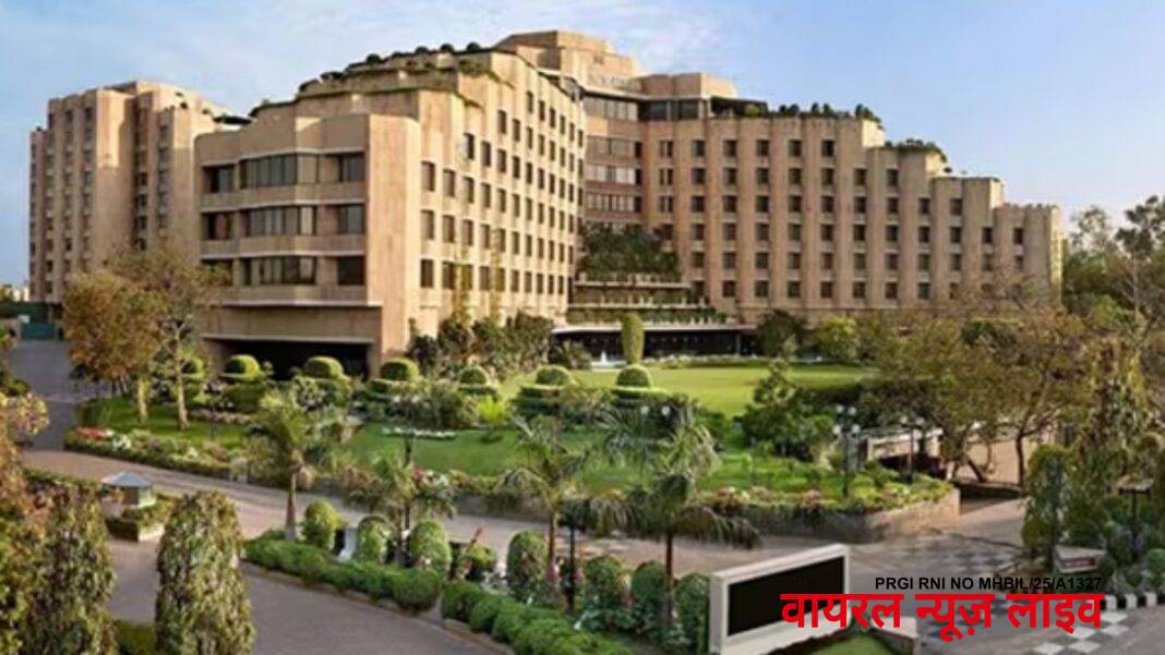 Putin India Visit: दिल्ली के इस खास होटल में ठहरेंगे रूसी राष्ट्रपति, एक रात का किराया जानकर उड़ जाएंगे होश | Putin India Visit Russian President Vladimir Putin Will Stay At ITC Maurya Luxury Chanakya Suite ln Delhi Know Costing Per Night Putin India Visit: दिल्ली के इस खास होटल में ठहरेंगे रूसी राष्ट्रपति, एक रात का किराया जानकर उड़ जाएंगे होश | Putin India Visit Russian President Vladimir Putin Will Stay At ITC Maurya Luxury Chanakya Suite ln Delhi Know Costing Per Night