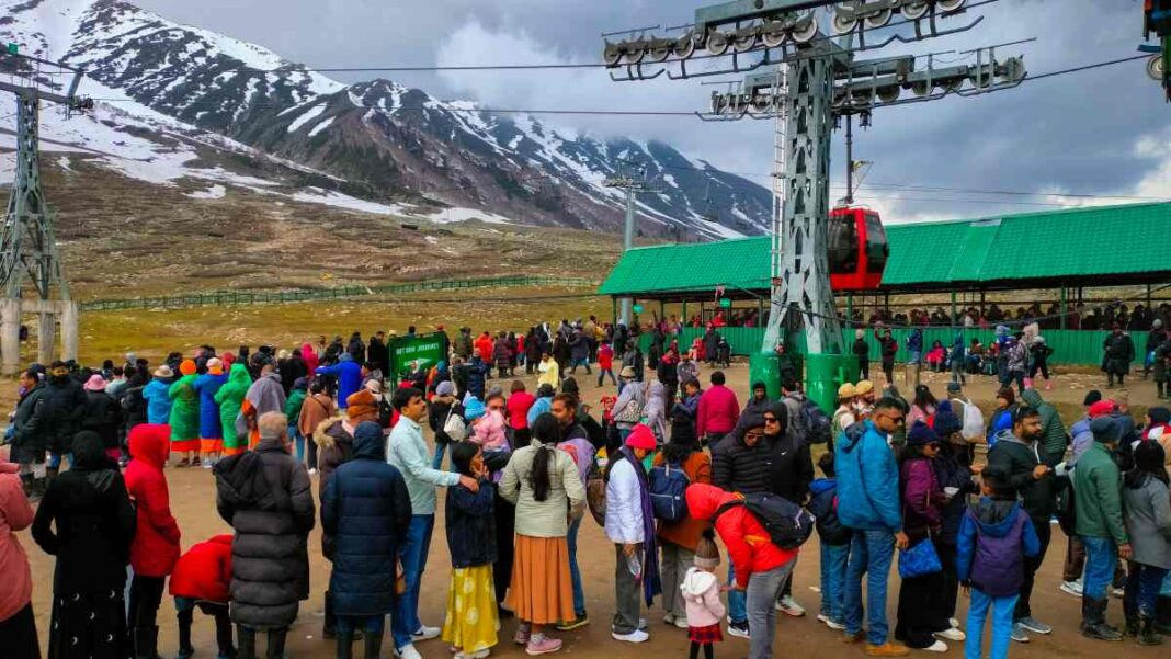 Pahalgam Attack : जम्मू-कश्मीर के 48 पर्यटन स्थल अस्थायी तौर पर बंद, क्या खुला-क्या बंद? देखें List | Pahalgam Attack Kashmir 48 tourist places temporarily closed, what open what closed complete list Pahalgam Attack : जम्मू-कश्मीर के 48 पर्यटन स्थल अस्थायी तौर पर बंद, क्या खुला-क्या बंद? देखें List | Pahalgam Attack Kashmir 48 tourist places temporarily closed, what open what closed complete list