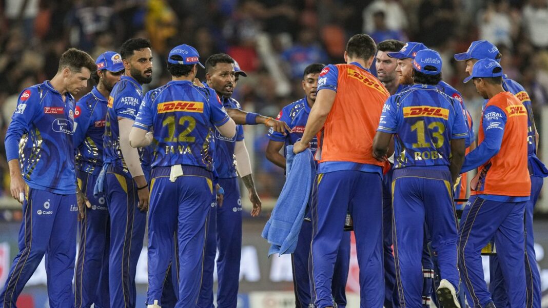 IPL 2026: MI किन 5 खिलाड़ियों पर लगा सकती है बड़ा दांव? कौन होगा टीम का अगला सुपरस्टार | IPL 2026 Five Mumbai Indians Possible Targets For Mini Auction Check Details IPL 2026: MI किन 5 खिलाड़ियों पर लगा सकती है बड़ा दांव? कौन होगा टीम का अगला सुपरस्टार | IPL 2026 Five Mumbai Indians Possible Targets For Mini Auction Check Details