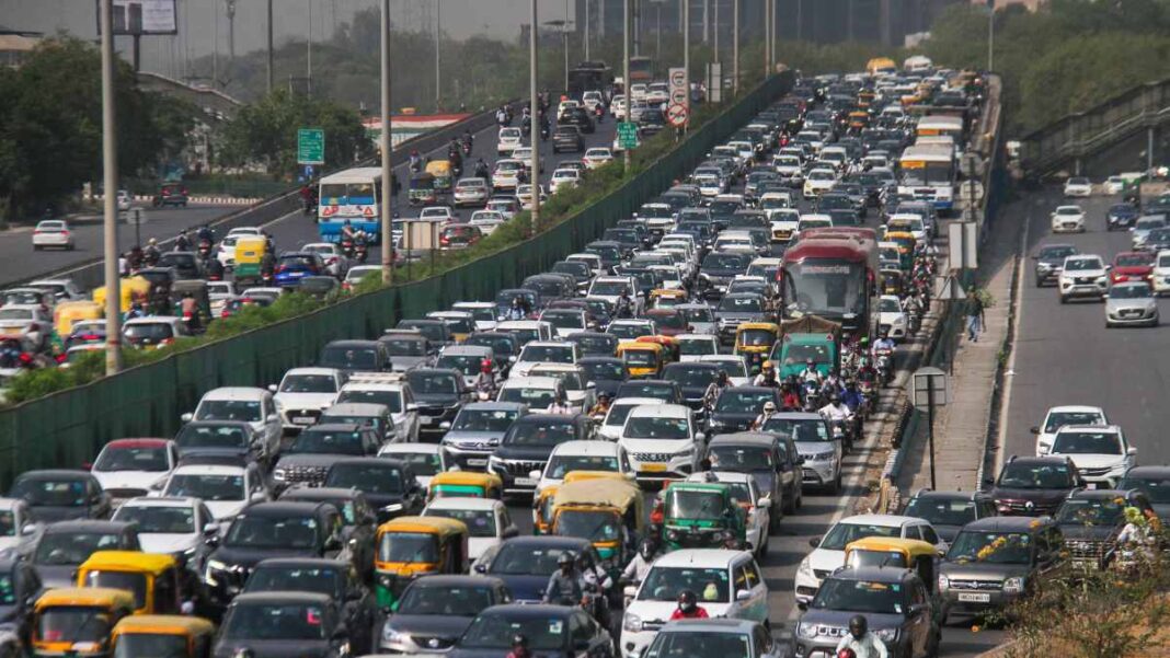 बेंगलुरु में 8 मई तक ट्रैफिक एडवाइजरी जारी, जानिए कौन सा रास्ता बंद और वैकल्पिक रूट! | Bengaluru Traffic advisory issued till May 8, know closed road and alternative route बेंगलुरु में 8 मई तक ट्रैफिक एडवाइजरी जारी, जानिए कौन सा रास्ता बंद और वैकल्पिक रूट! | Bengaluru Traffic advisory issued till May 8, know closed road and alternative route