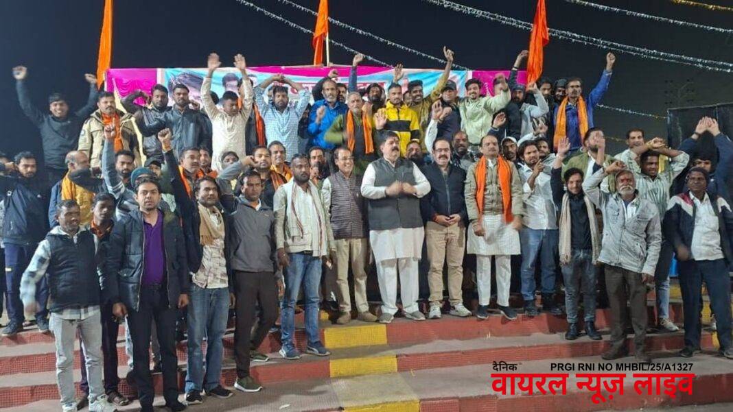 शीतल दास की बगिया में गूंजा जय श्रीराम का उद्घोष, हनुमान चालीसा पाठ और श्रद्धांजलि के साथ मनाया गया शौर्य दिवस | Jai Shri Ram proclamation echoed in Sheetal Das garden, Hanuman Chalisa recitation शीतल दास की बगिया में गूंजा जय श्रीराम का उद्घोष, हनुमान चालीसा पाठ और श्रद्धांजलि के साथ मनाया गया शौर्य दिवस | Jai Shri Ram proclamation echoed in Sheetal Das garden, Hanuman Chalisa recitation