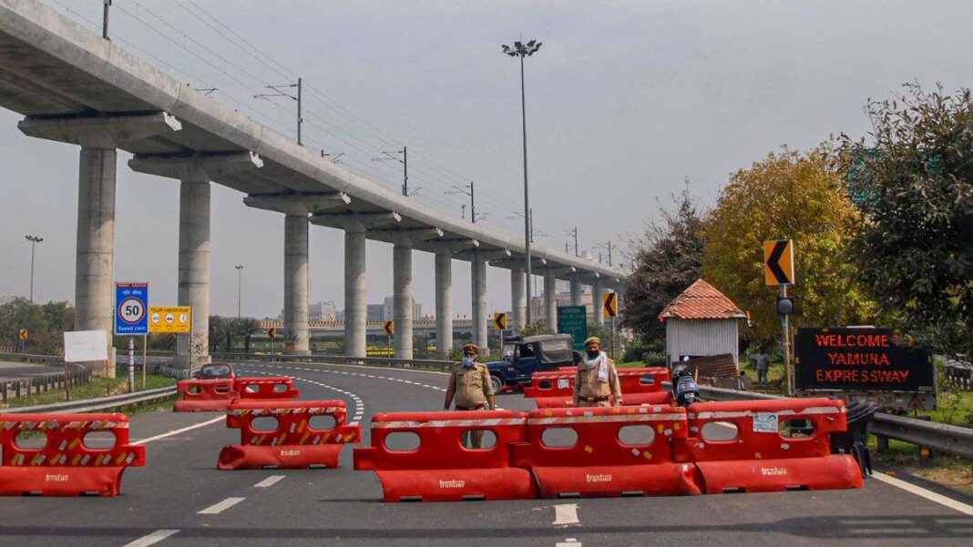 Noida and Yamuna Expressway: रफ्तार के शौकीनों के लिए अलर्ट! एक्सप्रेसवे पर लागू होगी नई स्पीड लिमिट | speed limit on noida and yamuna expressway to reduce from 15 december Noida and Yamuna Expressway: रफ्तार के शौकीनों के लिए अलर्ट! एक्सप्रेसवे पर लागू होगी नई स्पीड लिमिट | speed limit on noida and yamuna expressway to reduce from 15 december