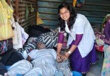 महापरीनिर्वाण दिनानिमित्त वृद्धाश्रमात दिली मोफत आरोग्य सेवा निराधार वृद्धांच्या सेवेतुन महामानवास अभिवादन डॉ वैशाली जाधव