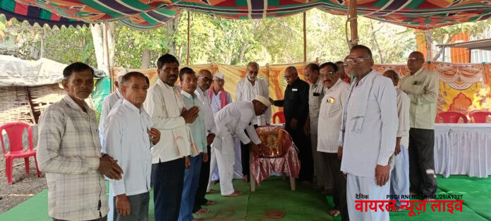 मुक्ताईनगर येथे रामरोटी आश्रमाचा १ जानेवारी रोजी १९ वा वर्धापनदिन साजरा. मुक्ताईनगर येथे रामरोटी आश्रमाचा १ जानेवारी रोजी १९ वा वर्धापनदिन साजरा.