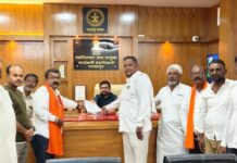 राष्ट्रीय अर्थसाह्य योजनेअंतर्गत निराधार विधवा महिलांना तात्काळ आर्थिक अनुदान द्या अन्यथा 26 जानेवारी प्रजासत्ताक दिनी निराधार विधवा महिलांसह तहसील कार्यालयासमोर शिवसेना (उद्धवसाहेब ठाकरे)आमरण उपोषणाचा इशारा राष्ट्रीय अर्थसाह्य योजनेअंतर्गत निराधार विधवा महिलांना तात्काळ आर्थिक अनुदान द्या अन्यथा 26 जानेवारी प्रजासत्ताक दिनी निराधार विधवा महिलांसह तहसील कार्यालयासमोर शिवसेना (उद्धवसाहेब ठाकरे)आमरण उपोषणाचा इशारा