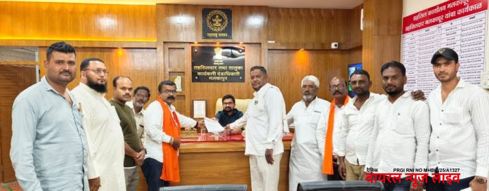 राष्ट्रीय अर्थसाह्य योजनेअंतर्गत निराधार विधवा महिलांना तात्काळ आर्थिक अनुदान द्या अन्यथा 26 जानेवारी प्रजासत्ताक दिनी निराधार विधवा महिलांसह तहसील कार्यालयासमोर शिवसेना (उद्धवसाहेब ठाकरे)आमरण उपोषणाचा इशारा राष्ट्रीय अर्थसाह्य योजनेअंतर्गत निराधार विधवा महिलांना तात्काळ आर्थिक अनुदान द्या अन्यथा 26 जानेवारी प्रजासत्ताक दिनी निराधार विधवा महिलांसह तहसील कार्यालयासमोर शिवसेना (उद्धवसाहेब ठाकरे)आमरण उपोषणाचा इशारा