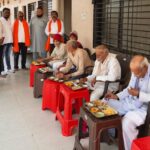 हिंदुह्दय सम्राट शिवसेना प्रमुख बाळासाहेब ठाकरे यांच्या 100 व्या जयंतीनिमित्त मलकापूर शिवसेने कडून विविध कार्यक्रमाचे आयोजन 2 हिंदुह्दय सम्राट शिवसेना प्रमुख बाळासाहेब ठाकरे यांच्या 100 व्या जयंतीनिमित्त मलकापूर शिवसेने कडून विविध कार्यक्रमाचे आयोजन