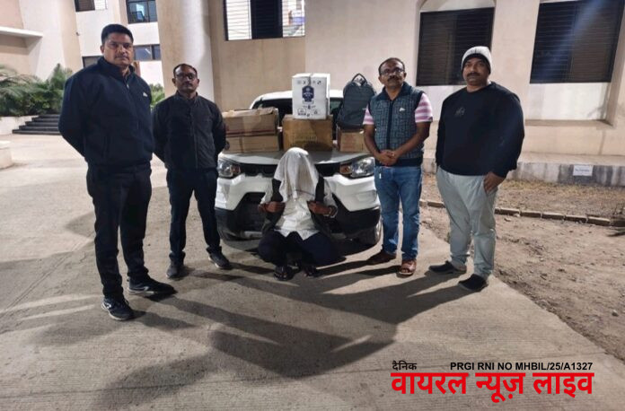 बुलढाणा शहरात अवैध विदेशी दारू वाहतुकीवर स्थानिक गुन्हे शाखेची मोठी कारवाई; 3.56 लाखांचा मुद्देमाल जप्त