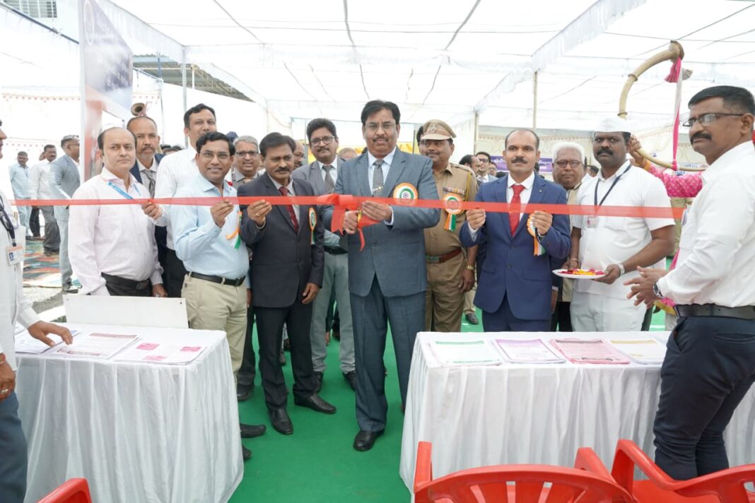 मुक्ताईनगर येथे विधी सेवा महाशिबिर व शासकीय योजनांचा महामेळावा संपन्न… मुक्ताईनगर येथे विधी सेवा महाशिबिर व शासकीय योजनांचा महामेळावा संपन्न...