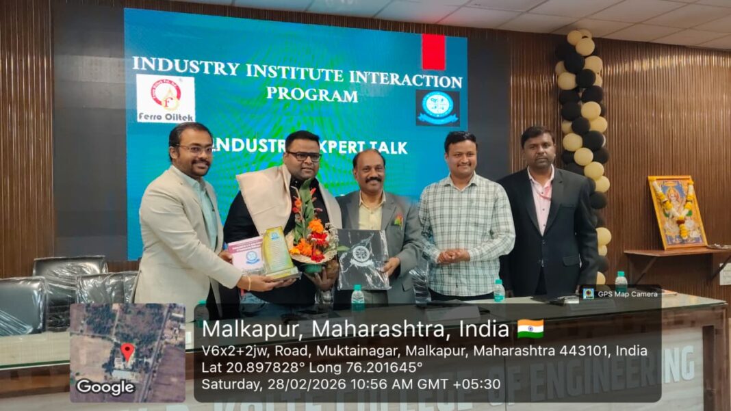 कोलते अभियांत्रिकी महाविद्यालयात खाद्यतेल उद्योगातील आंतरराष्ट्रीय तज्ज्ञ जैनेंद्र बोहरा यांनी दिल्या करिअरच्या महत्त्वाच्या टिप्स