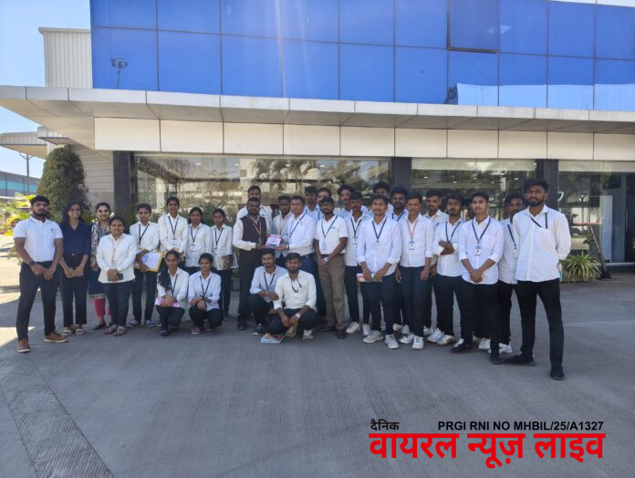 पद्मश्री डॉ. व्ही. बी. कोलते अभियांत्रिकी महाविद्यालयातील यांत्रिकी अभियांत्रिकी विभागाची औद्योगिक भेट यशस्वीपणे संपन्न पद्मश्री डॉ. व्ही. बी. कोलते अभियांत्रिकी महाविद्यालयातील यांत्रिकी अभियांत्रिकी विभागाची औद्योगिक भेट यशस्वीपणे संपन्न