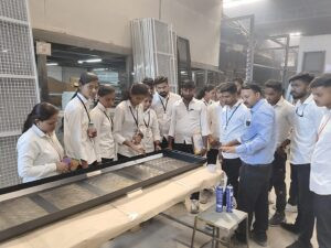 पद्मश्री डॉ. व्ही. बी. कोलते अभियांत्रिकी महाविद्यालयातील यांत्रिकी अभियांत्रिकी विभागाची औद्योगिक भेट यशस्वीपणे संपन्न 1 पद्मश्री डॉ. व्ही. बी. कोलते अभियांत्रिकी महाविद्यालयातील यांत्रिकी अभियांत्रिकी विभागाची औद्योगिक भेट यशस्वीपणे संपन्न