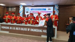 पद्मश्री डॉ. व्ही. बी. कोलते अभियांत्रिकी महाविद्यालयात डिप्लोमा पॉलिटेक्निक पदविका प्रदान सोहळा उत्साहात संपन्न