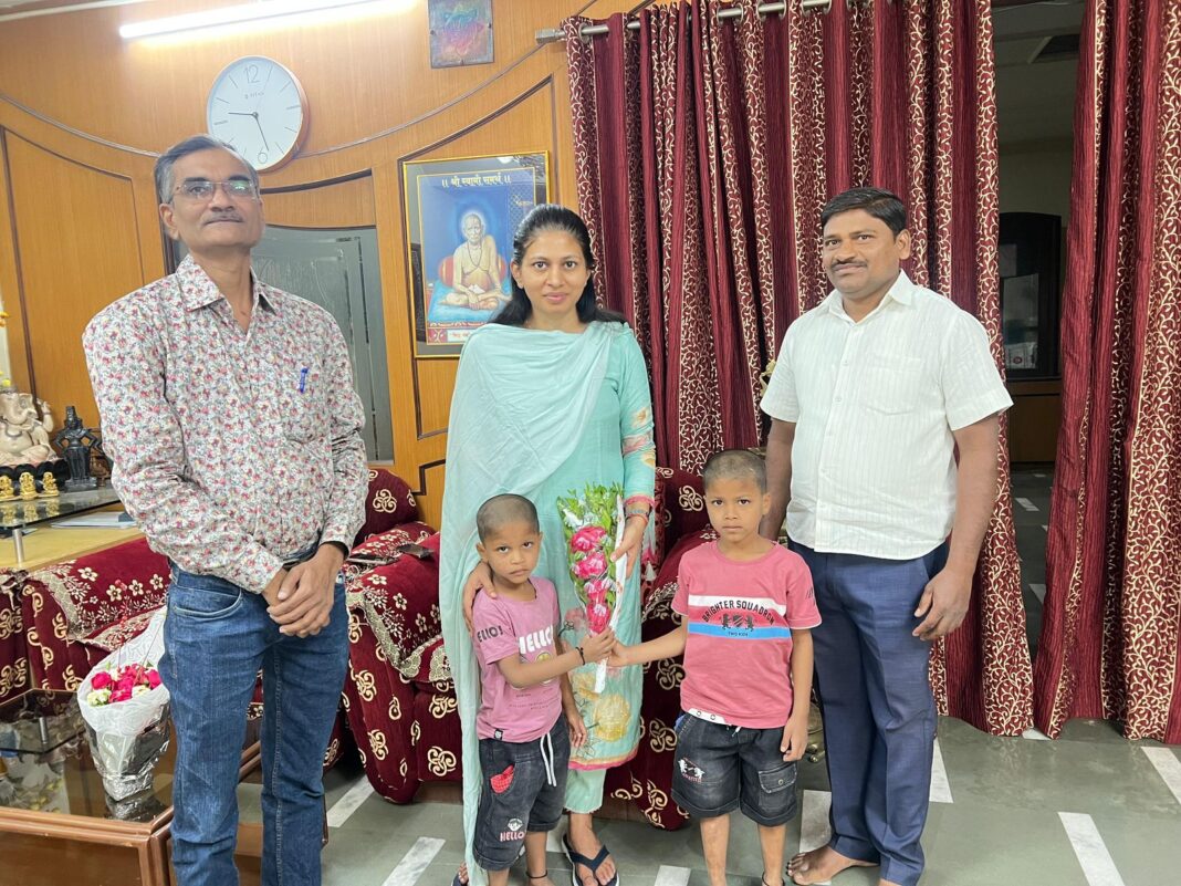 खरच केंद्रीय राज्यमंत्री रक्षाताई खडसे ठरल्या देवदूत …….. खरच केंद्रीय राज्यमंत्री रक्षाताई खडसे ठरल्या देवदूत ……..