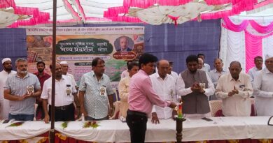 जळगावात पुरातन व दुर्मीळ वस्तू, नाणी आणि नोटांचे भव्य प्रदर्शन जळगावात पुरातन व दुर्मीळ वस्तू, नाणी आणि नोटांचे भव्य प्रदर्शन